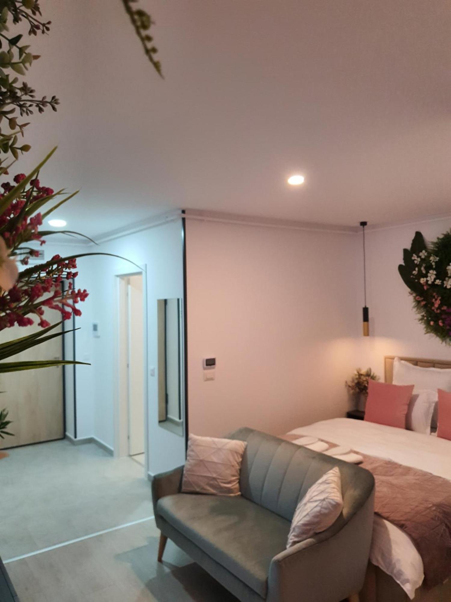 Premium Hils Brauner Studio บูคาเรสต์ ภายนอก รูปภาพ